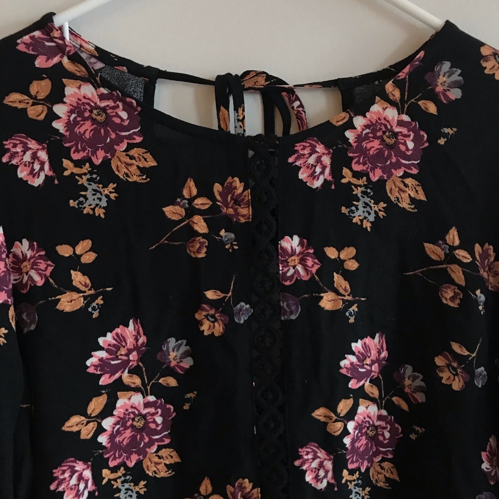 Forever 21 Boho top - Picture 3 of 5